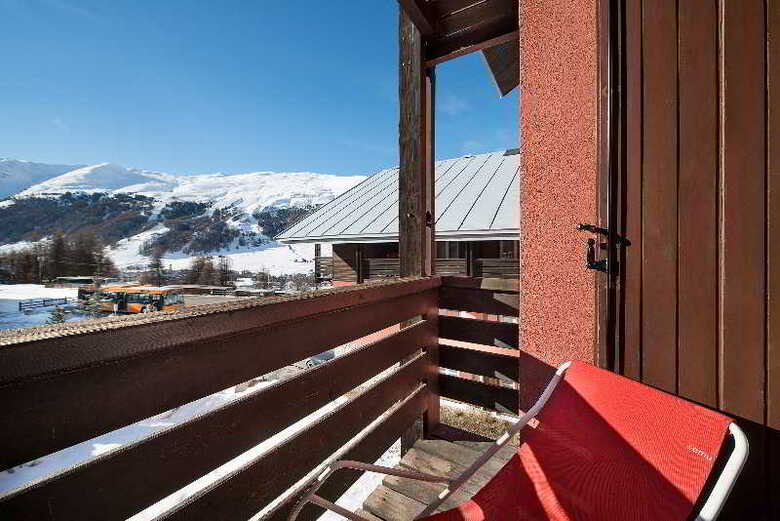Alpen Village Hotel
