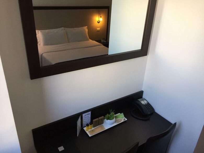 Esco Hotel