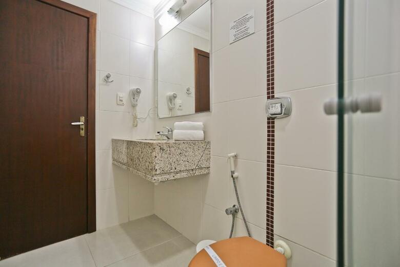 Sandri City Hotel