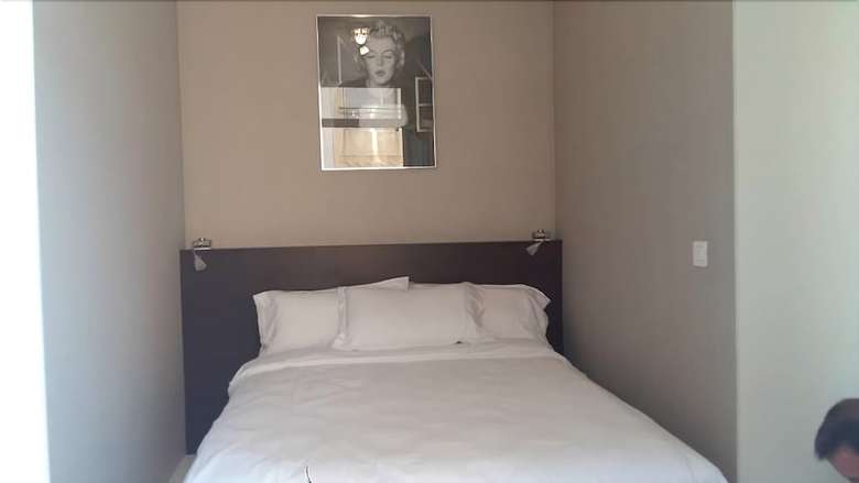 Hotel Carolina