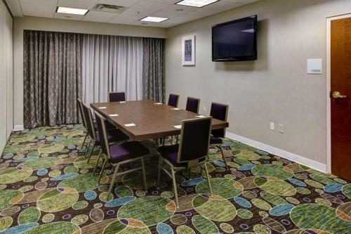 Magnuson Hotel Cool Springs