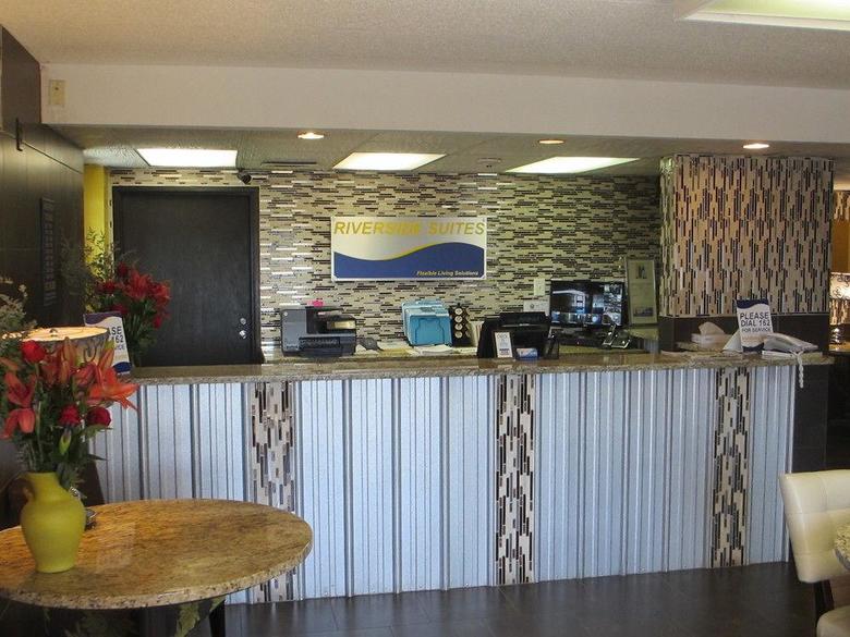 Hotel Riverside Suites