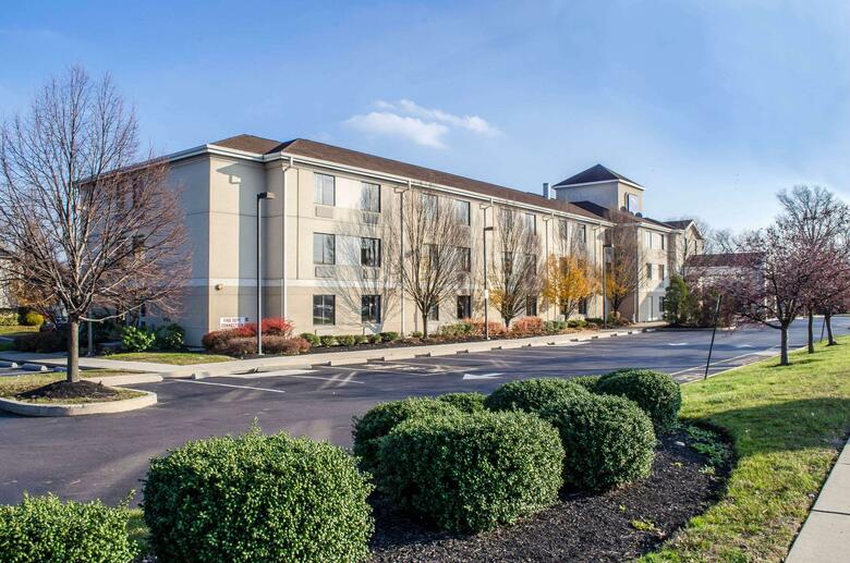 Hotel Sleep Inn & Suites Bensalem