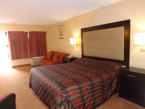 Plantation Inn Hotel And Lounge