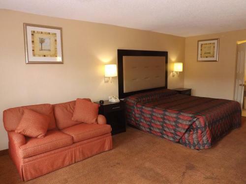 Plantation Inn Hotel And Lounge