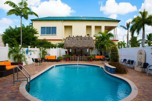 Plantation Inn Hotel And Lounge