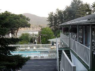 Pinebrook Motel
