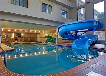 Holiday Inn Express Hotel & Suites Longmont