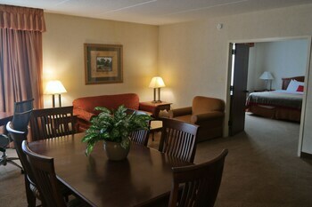 Hotel Ramada Waukegan Gurnee