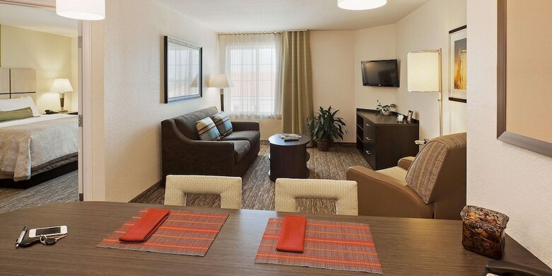 Hotel Candlewood Suites Chicago-waukegan