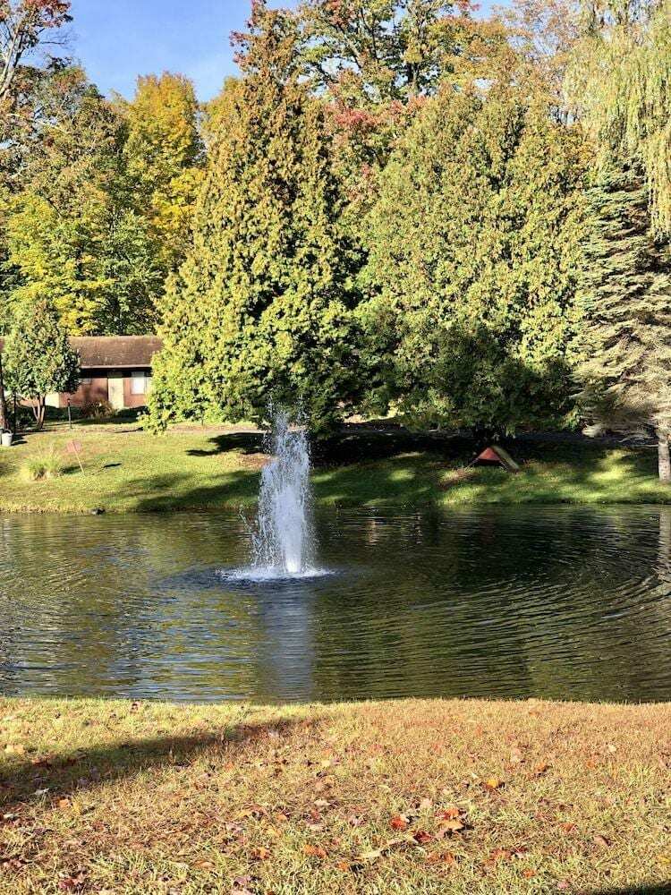 Hotel Roaring Brook Ranch Resort & Conference Center