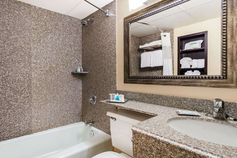 Hotel Wyndham Garden Stillwater