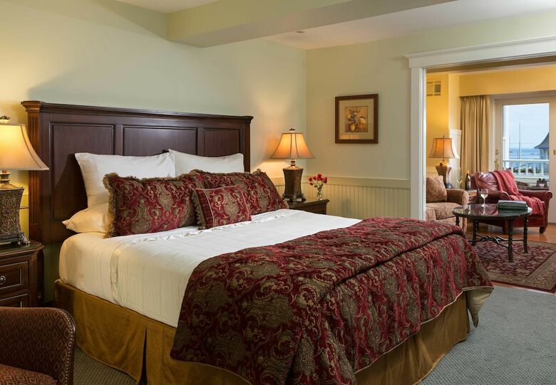 Posada Grand Harbor Inn