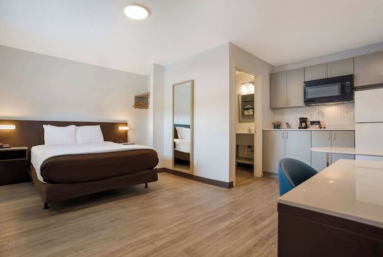 Suburban Extended Stay Hotel D'iberville