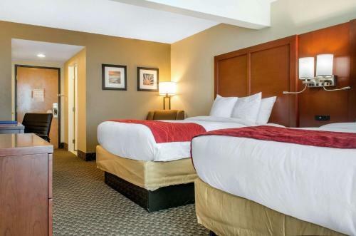 Hotel Comfort Inn & Suites