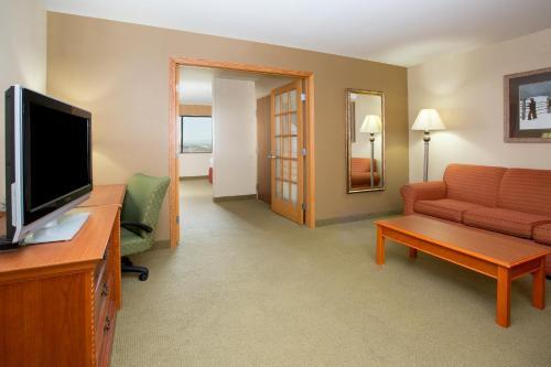 Hotel Americinn Lodge And Suites Laramie