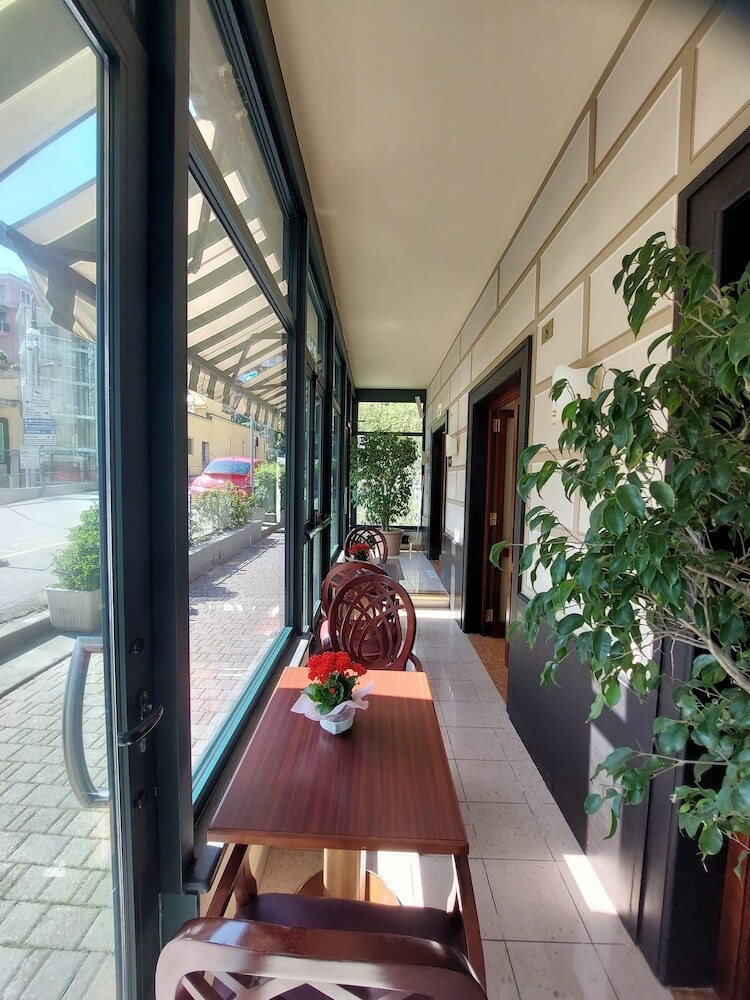 Hotel Stella