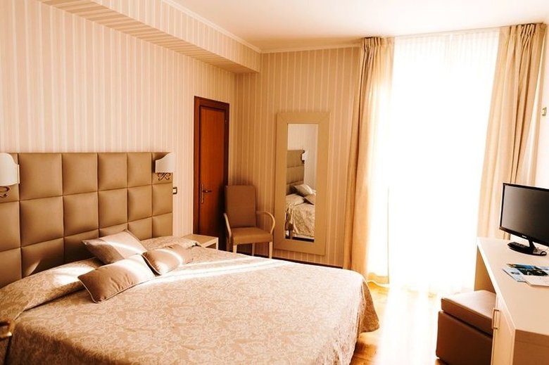 Hotel Metropole