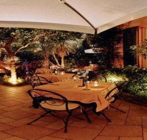 Hotel Jolanda