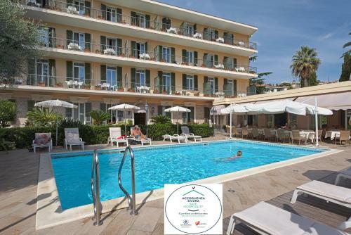 Hotel Paradiso