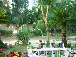 Bed & Breakfast Aedes Resort