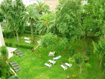 Bed & Breakfast Aedes Resort