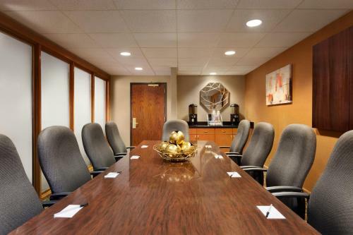 Hotel Wingate By Wyndham - Cordova