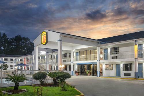 Hotel Super 8 By Wyndham Ocean Springs Biloxi