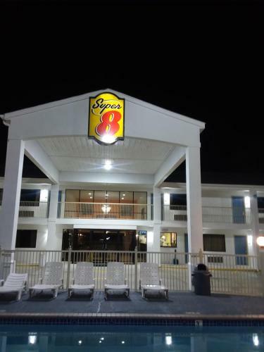 Hotel Super 8 By Wyndham Ocean Springs Biloxi