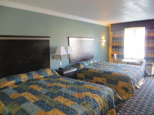 Motel Hallmarc Inn