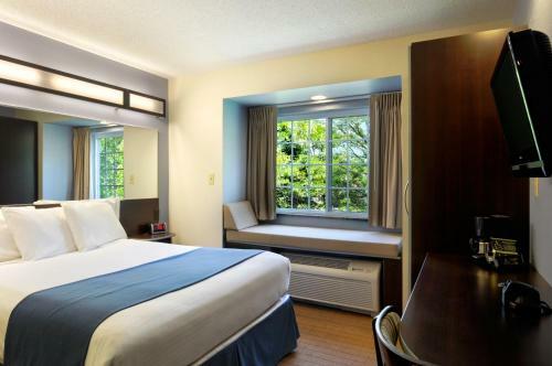 Hotel Microtel Inn & Suites Bath