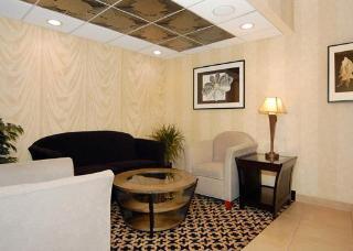 Hotel Comfort Inn And Suites Paramus