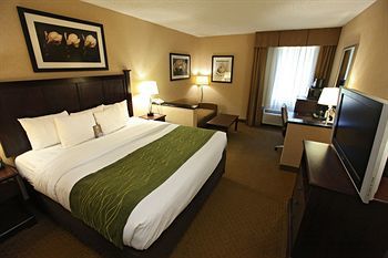Hotel Comfort Inn And Suites Paramus