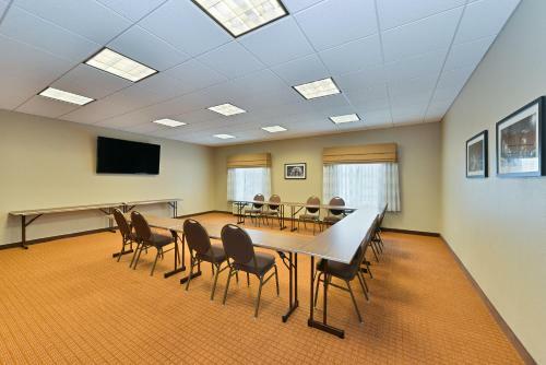 Hotel Sleep Inn & Suites Cambridge