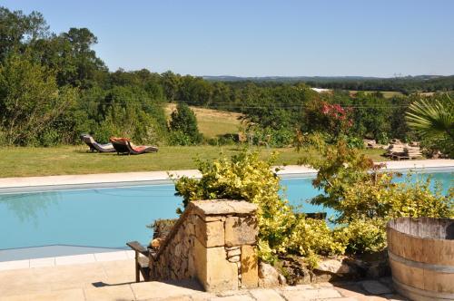 Hostal Ch�teau Le Tour - Chambres D'h�tes