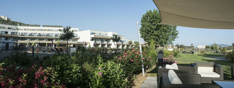 Aparthotel Suite Home Porticcio