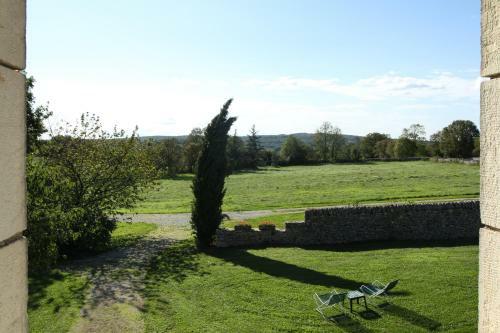 Hostal Maison D'h�tes Domaine De La Rhue