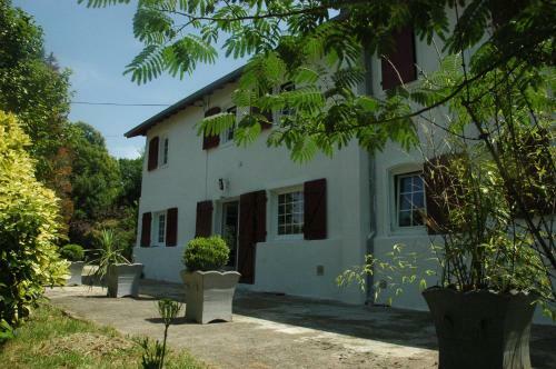 Bed & Breakfast Chambres D'h�tes "la Ch�taigneraie"