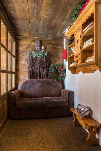 Hotel Les Monts Charvin