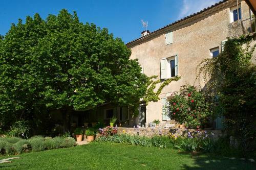 Bed & Breakfast La Grande Maison De Nans