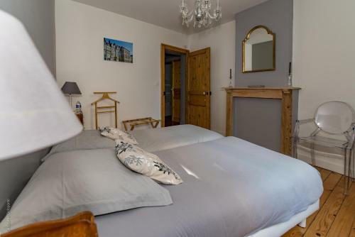Bed & Breakfast Chambre D'h�tes Les Cl�s Des Places
