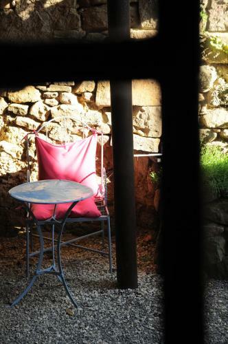 Bed & Breakfast Chambre Et Table D'h�tes Le Roc Sur L'orbieu