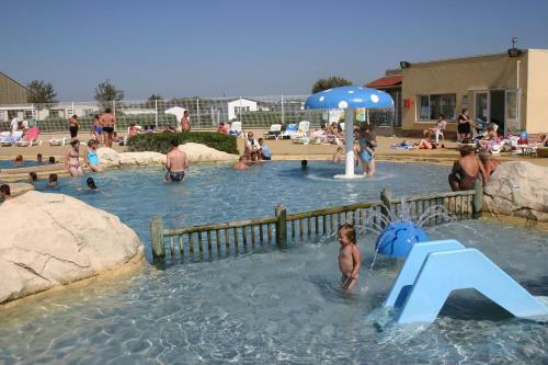 Hotel H�tellerie De Plein Air Belle Dune