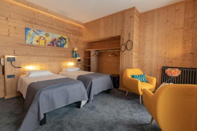 Hotel Le Sacca, Nouvelle �quipe