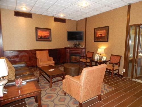 Posada Quality Inn - Chickasha