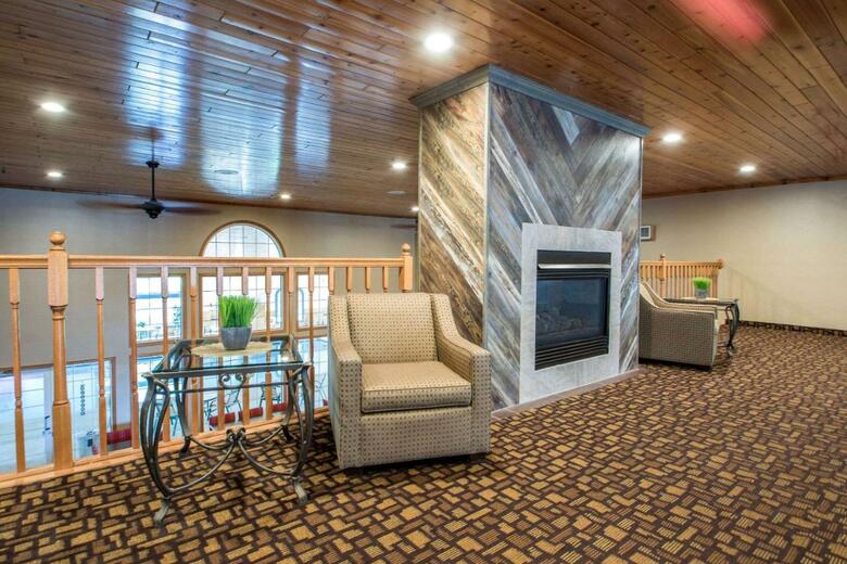 Hotel Comfort Suites Portage