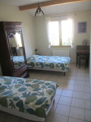 G�te Le Ch�ne Du Py