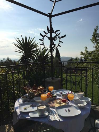 Bed & Breakfast Les 4 �l�ments Maison D'h�tes Design