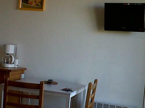 Hotel H�tel Studios Les Acacias