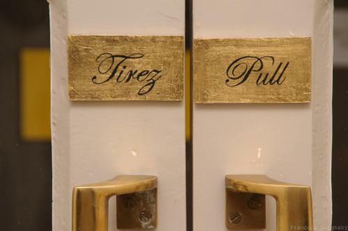 Hotel H�tel De Biencourt